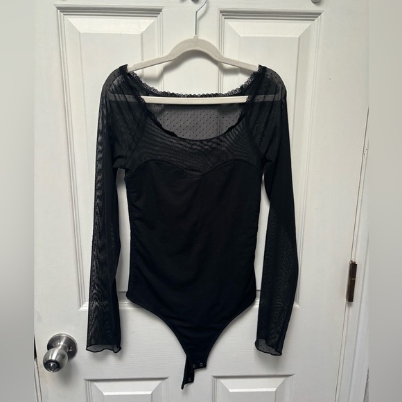 Abercrombie & Fitch Bodysuit with Lace Sweetheart Neckline - Size XS - Picture 1 of 5